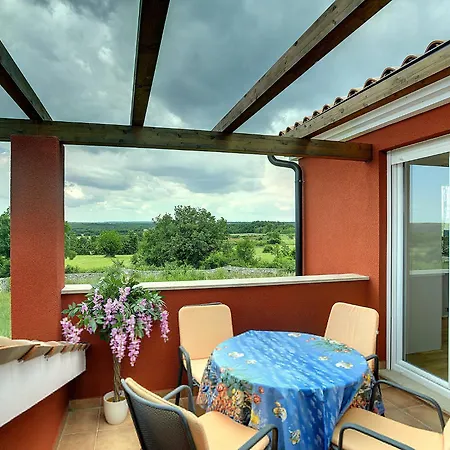 Вилла Delle Rondini By Interhome *